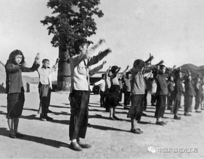 學校體操廣播叫啥名_程瀟跳學生廣播體操_學生跳的廣播體操