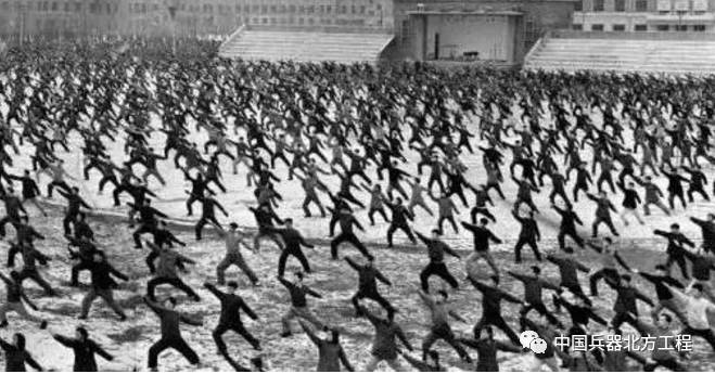 學生跳的廣播體操_程瀟跳學生廣播體操_學校體操廣播叫啥名