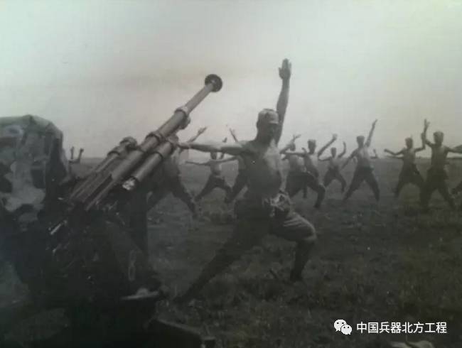 學生跳的廣播體操_程瀟跳學生廣播體操_學校體操廣播叫啥名