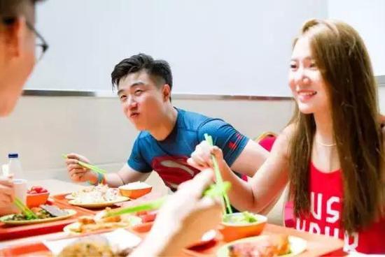 如果你早飯都不吃 就沒必要再健身了！