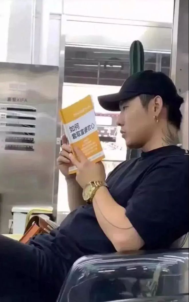 男明星健身保持年輕嗎_健身男星_盤點那些健身明星