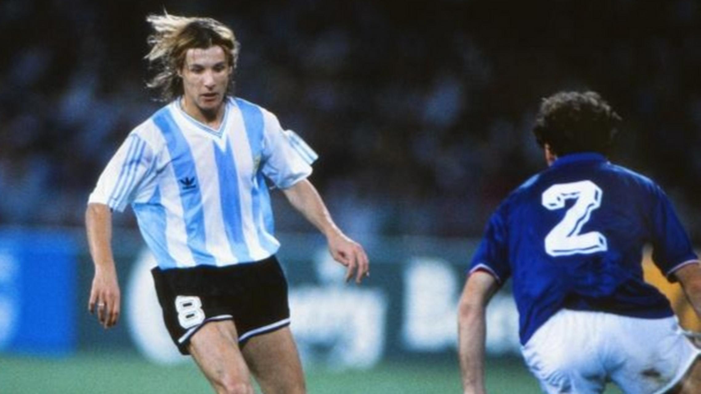 足球歷史最好球技_足球技術最好的是誰_足球技術排行