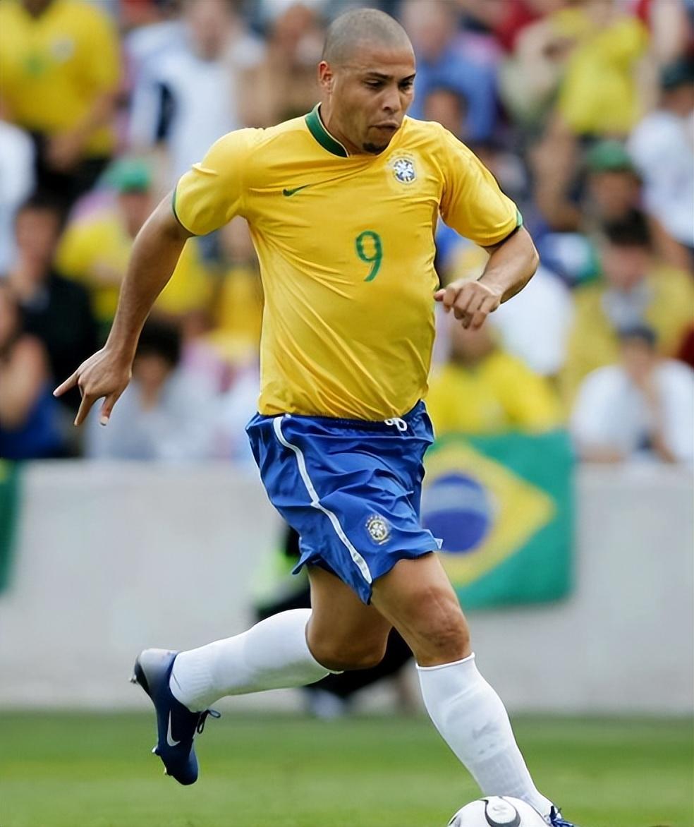 足球歷史最好球技_足球技球歷史好的球員_足壇歷史球技排名