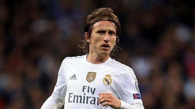 皇馬歷史最佳陣容足球_皇馬隊史最佳球員_皇馬最佳陣型